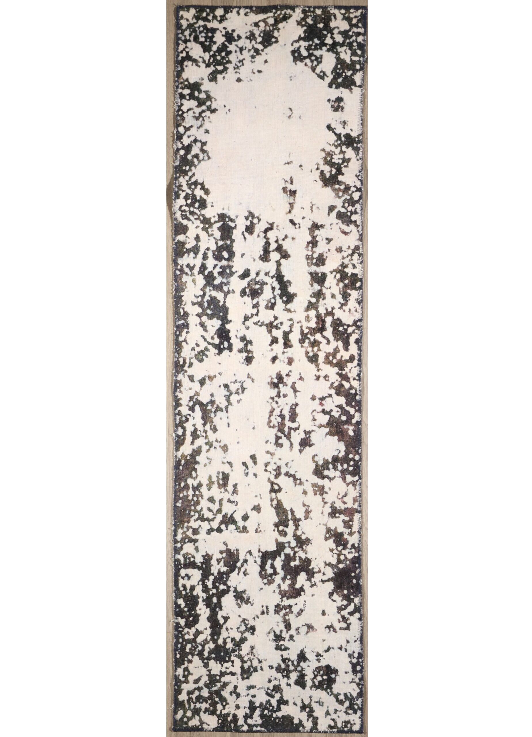 Persian Vintage 8 x 2.5