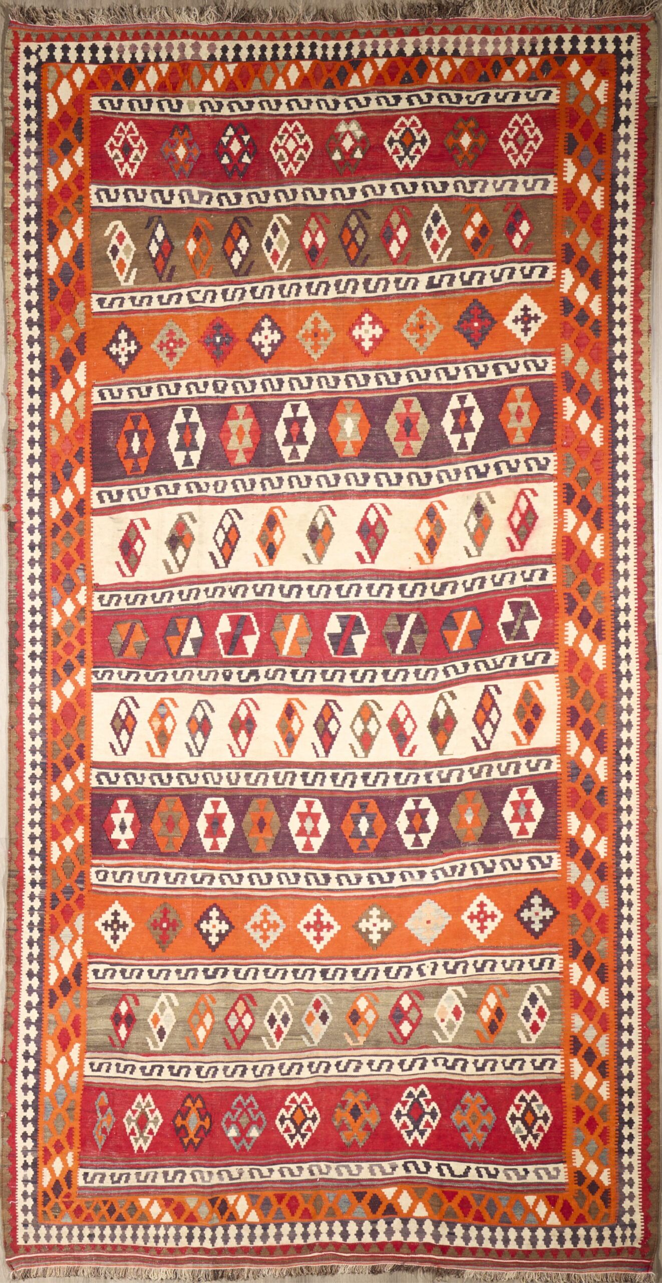 Antique Pesian Ghashghaee Kelim 10 x 5