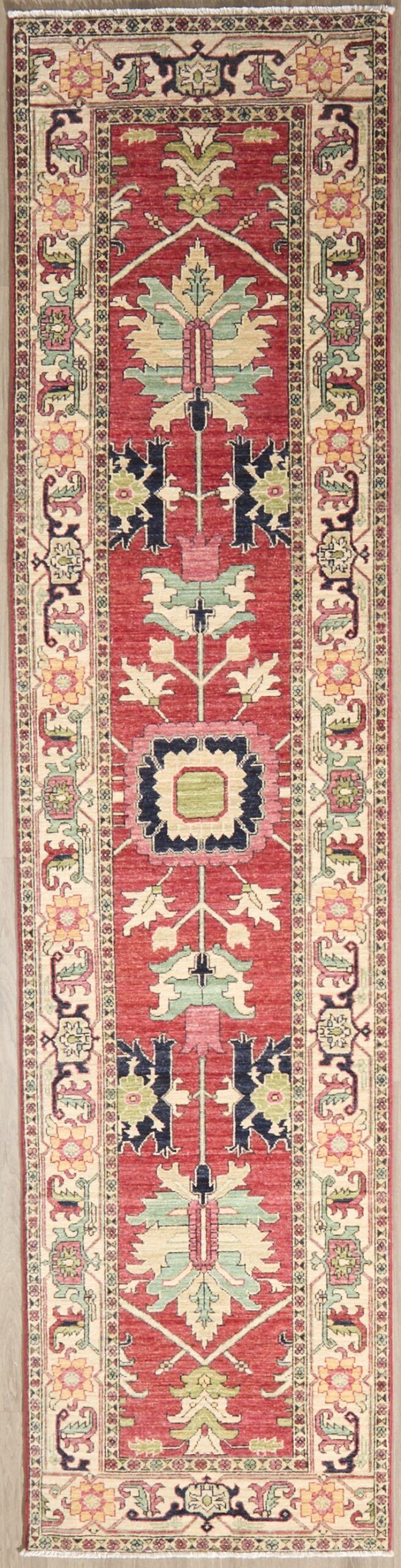 Fine Heriz Design 10.9 x 2.8